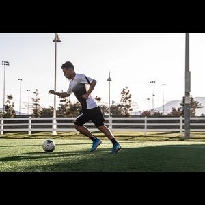 Meet your Posher, Christian